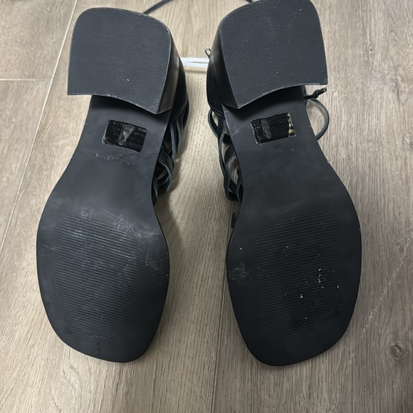 NEW! Steve Madden Black Leather Cherri Strappy Sandal - Size 7.5 - Picture 12 of 16